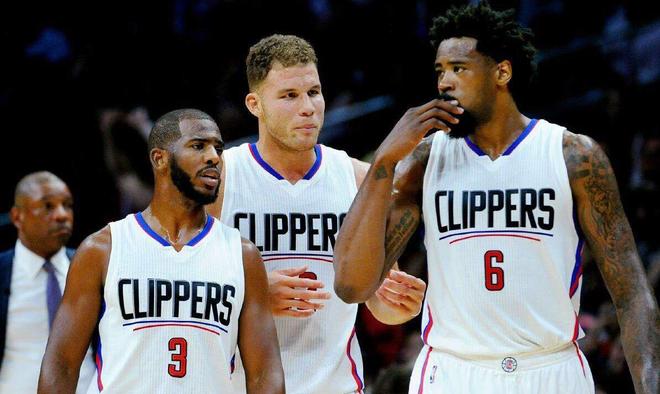 意媒：卡洛斯-奥古斯托接近与国米续约至2030年，年薪300万欧（意媒：卡洛斯-奥古斯托将与国米续约至2030，年薪300万欧）