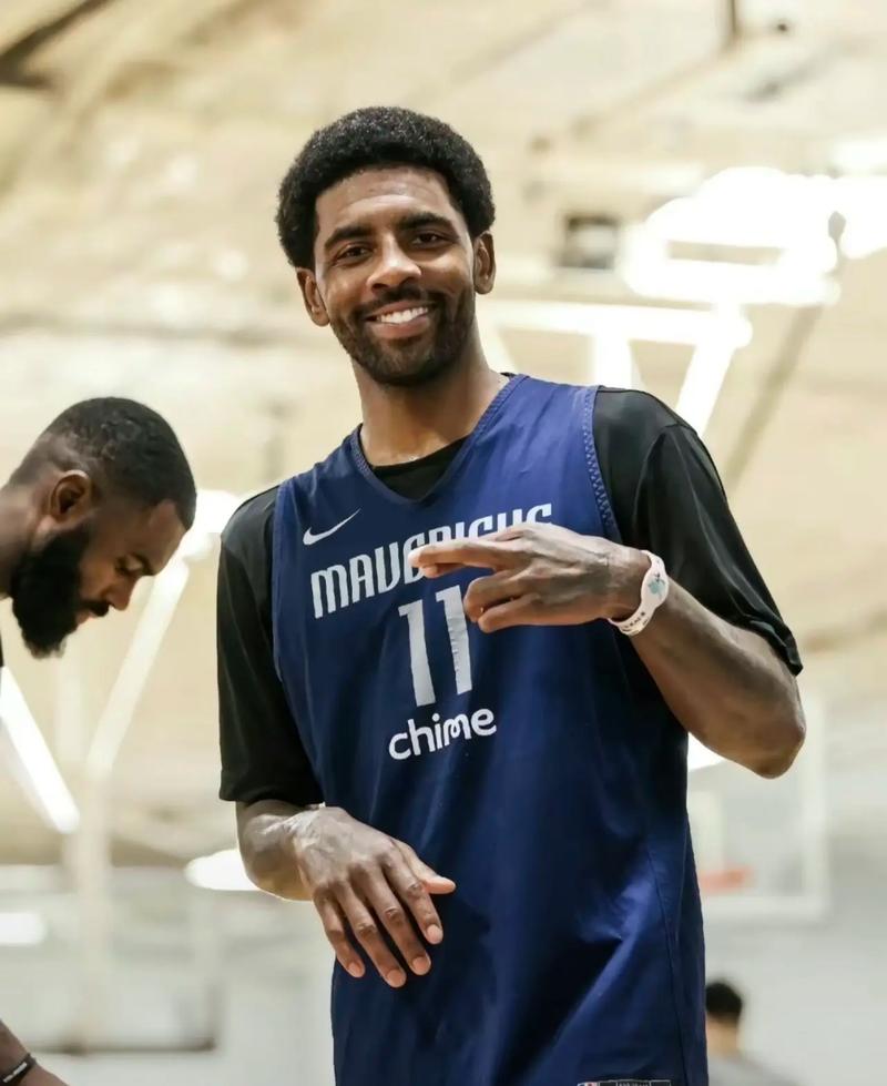 郭艾伦赵继伟缺席！辽宁末节崩盘输广州 付豪仅4分徐昕14+6（双核缺阵！辽宁末节溃败不敌广州：付豪仅4分，徐昕14+6）