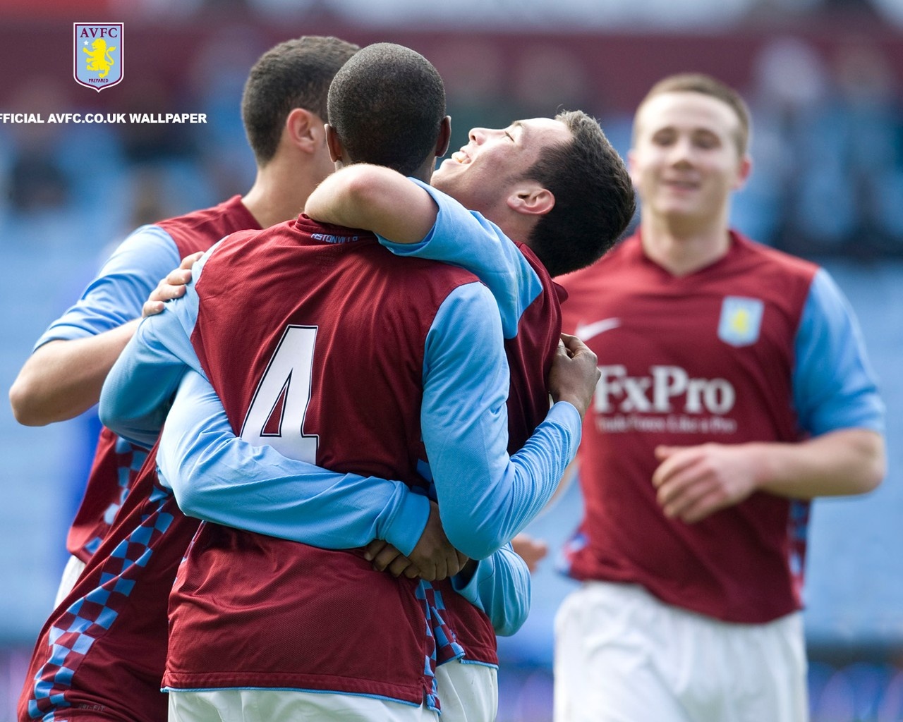 远藤航：年轻一代表现越来越出色，但我仍会为世界杯全力以赴（远藤航：新生代愈发出彩，我仍将为世界杯倾尽全力）