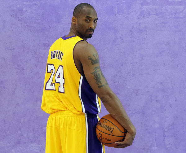 亚冠生死战！布里兰主场绞杀江原FC，8球神锋破局（亚冠生死局！布里兰主场强压江原FC，8球锋霸一锤定音）