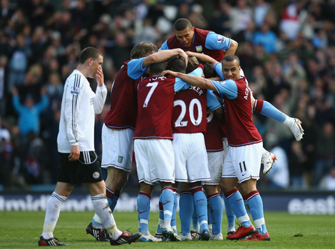 凯记：马祖拉应该当选年度最佳教练，他带着替补打出出色成绩（凯记：马祖拉配得上年度最佳教练，率替补阵容打出亮眼战绩）