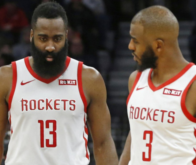 比肩大鸟！布朗成绿军队史第二位单场40分5板5助5断球员（追平大鸟纪录！布朗成绿军史上第2位单场40分5板5助5断的球员）