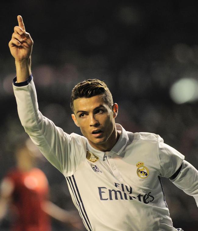 四川开场三分钟未得分，比赛开局略显沉闷（四川队前三分钟零得分，开场气氛略显乏味）