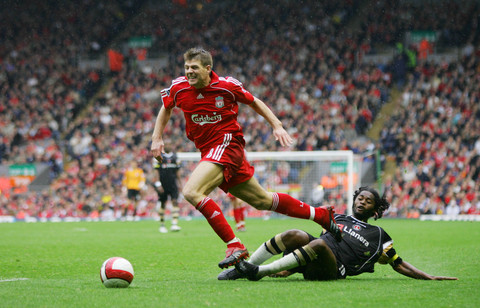 挪威客场4-1逆转意大利全胜晋级世界杯正赛，哈兰德梅开二度（哈兰德双响，挪威客场4比1逆转意大利，以全胜战绩直通世界杯正赛）