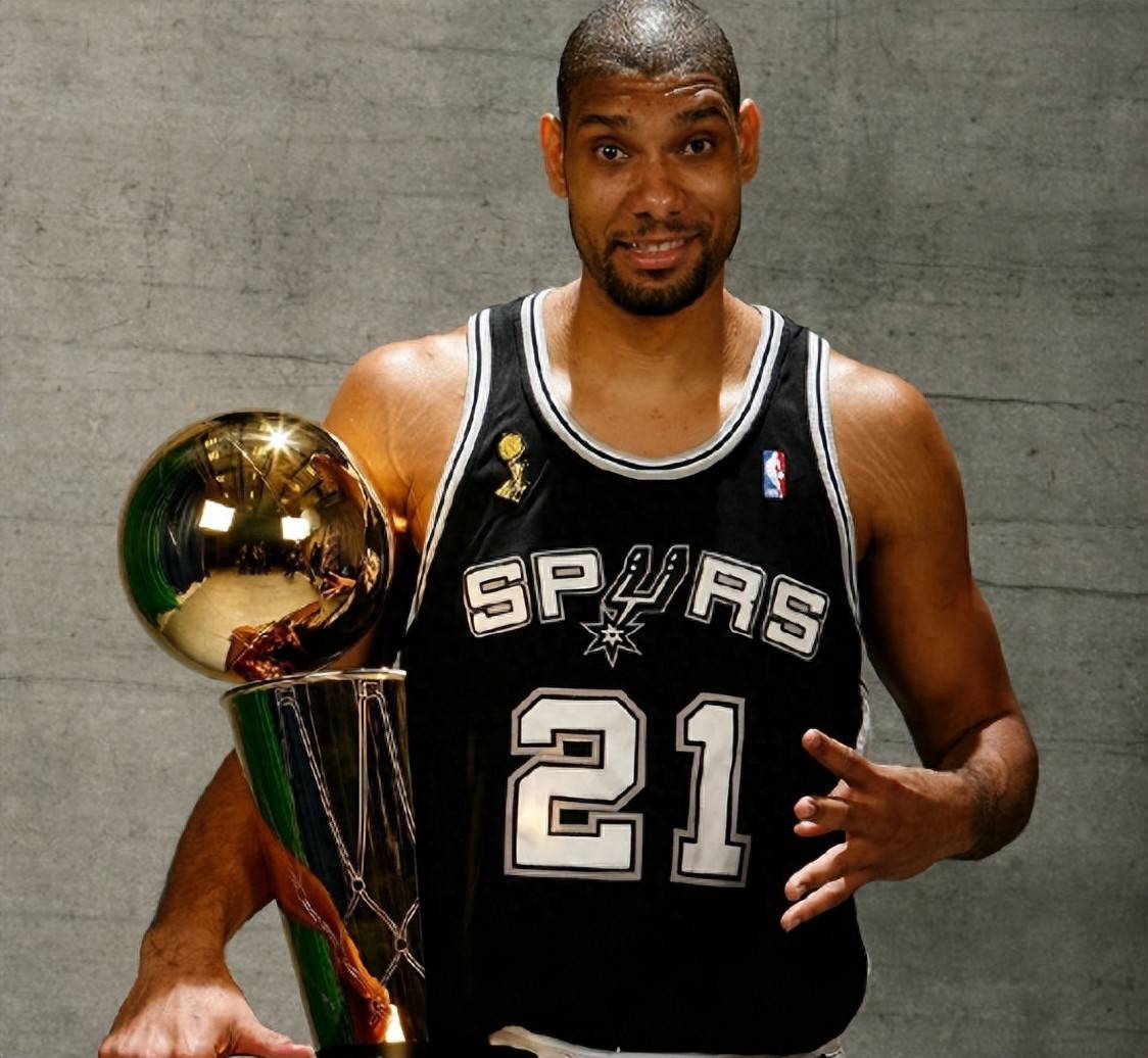 阿尔托贝利：劳塔罗是欧洲最强球员之一，米兰德比我看好国米（阿尔托贝利：劳塔罗位列欧洲顶尖球员，米兰德比更看好国米）