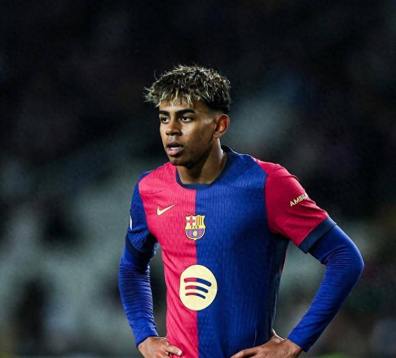 鲁媒：依木兰、陈泽仕参加山东队赛前合练，韩鹏参与了抢圈（鲁媒称：依木兰、陈泽仕随山东队完成赛前合练，韩鹏参与抢圈训练）