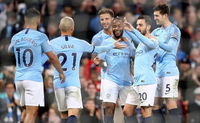 鲁比亚莱斯再谈亲吻门：我不需要向珍妮弗道歉，她当时同意了（鲁比亚莱斯再度谈“亲吻门”：称无需向珍妮弗致歉，表示当时已获对方同意）