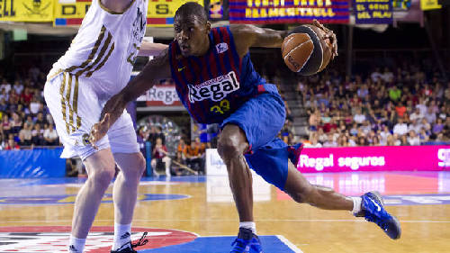 NBA常规赛战报：快船客场险胜雷霆（NBA常规赛快讯：快船做客险胜雷霆）