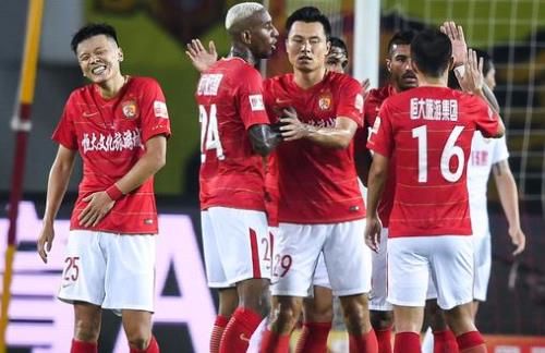 队报：巴黎在考虑引进一名右路后防多面手，有意埃里克-加西亚（队报：巴黎考虑补强右路防线，锁定多面手埃里克-加西亚）