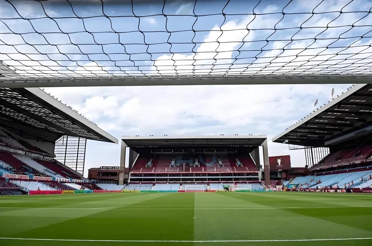 比利亚：亚马尔是一名独一无二的球员，很多年才会出现一个（比利亚：亚马尔是独一档的球员，多年难遇其二）