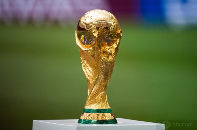 跟队记者：迈尼昂看起来不会续约，但阿莱格里仍在试图说服他（随队记者：迈尼昂大概率不续约，阿莱格里仍在劝说）