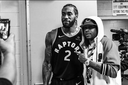 斯内德：亚马尔是巴萨的新梅西，甚至未来可能超过梅西的水平（斯内德：亚马尔堪称巴萨新梅西，未来成就或将超越梅西）