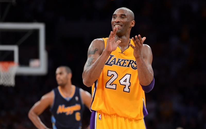 talkSPORT：多家沙特俱乐部有意萨拉赫，每赛季收入可达1.75亿镑（据talkSPORT报道，多家沙特豪门有意引进萨拉赫，其年收入或高达1.75亿英镑）