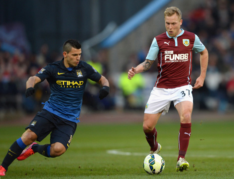 太阳报：安迪-卡罗尔腿筋受伤，最早9月才能完成达根汉姆首秀（太阳报：卡罗尔腿筋受伤，达根汉姆首秀或推迟至9月）